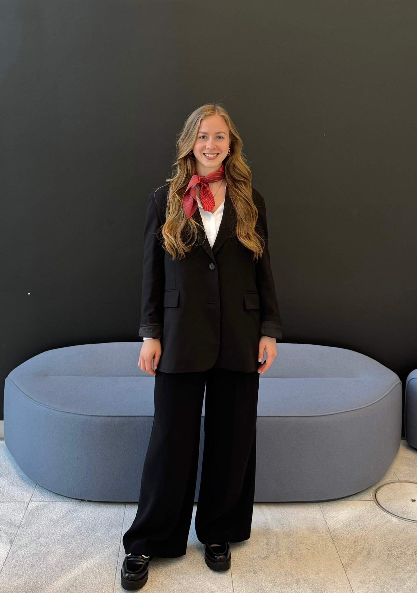 Jette Hostess