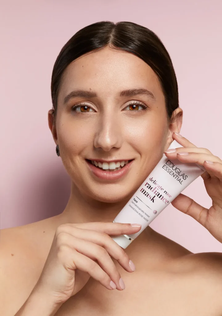 Model beim Kosmetik-Shooting – Lunéve Agency